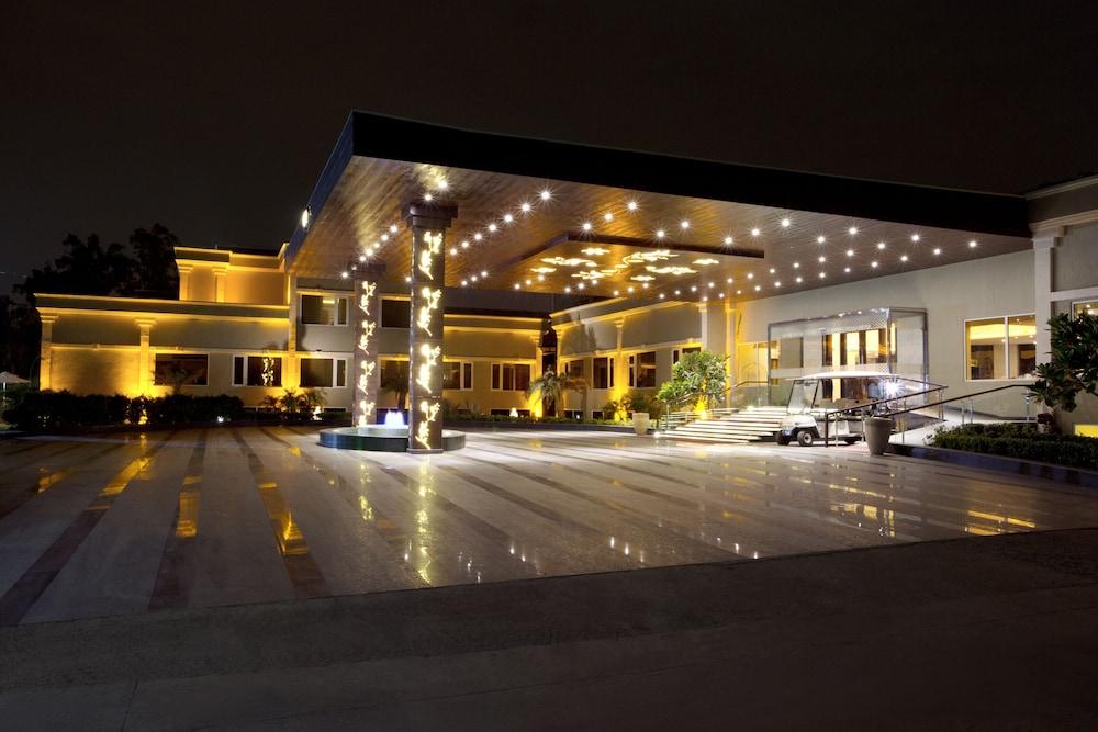 Hotel Atrio By Devam Gurgaon Exterior foto